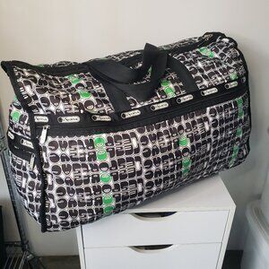 Le Sport Sac Green White Black Weekender Duffle Bag Suitcase + Makeup Tote